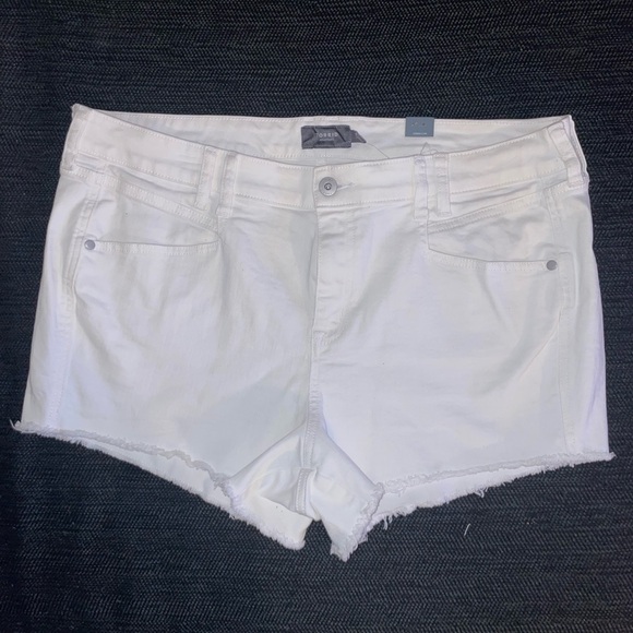 Torrid Mid Rise Vintage Stretch Shortie Short 18 - Picture 1 of 5